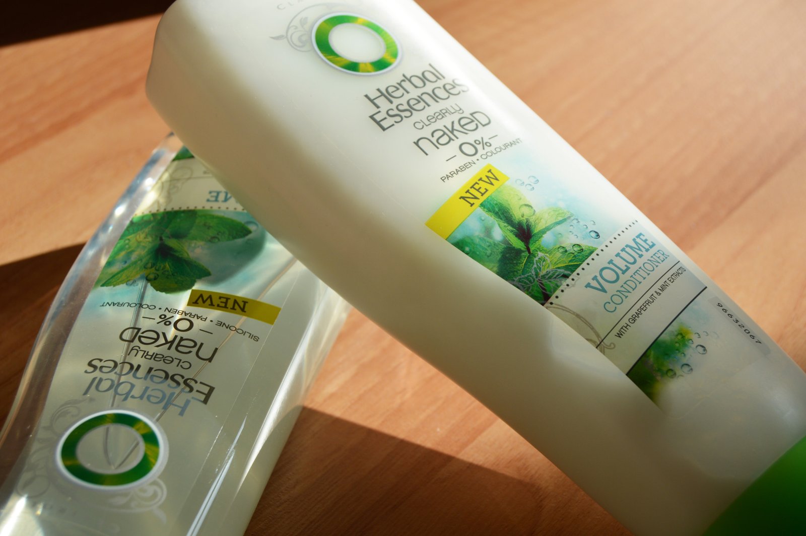 Herbal Essences Clearly Naked