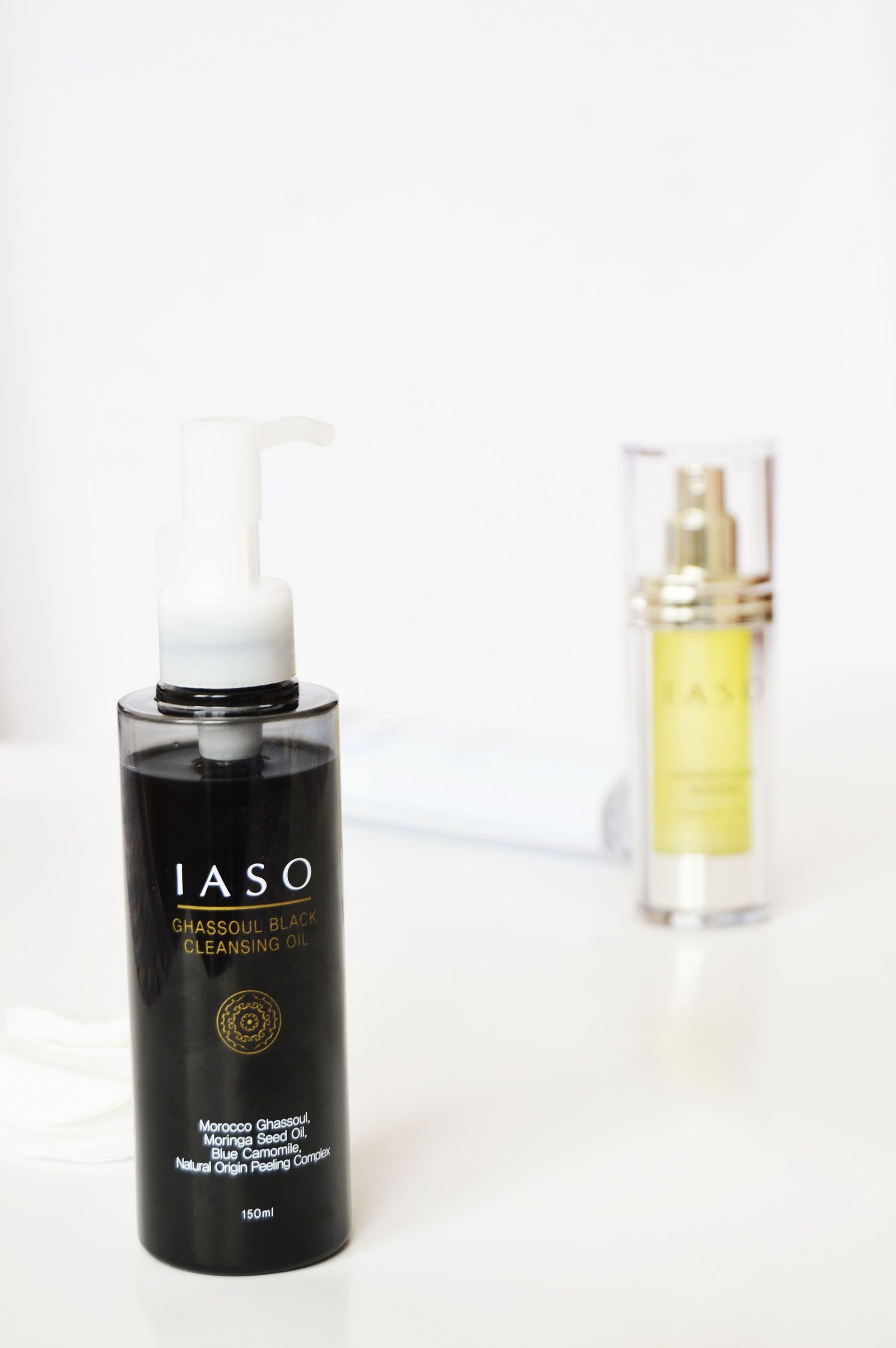 IASO Ghassoul Black Cleansing Oil