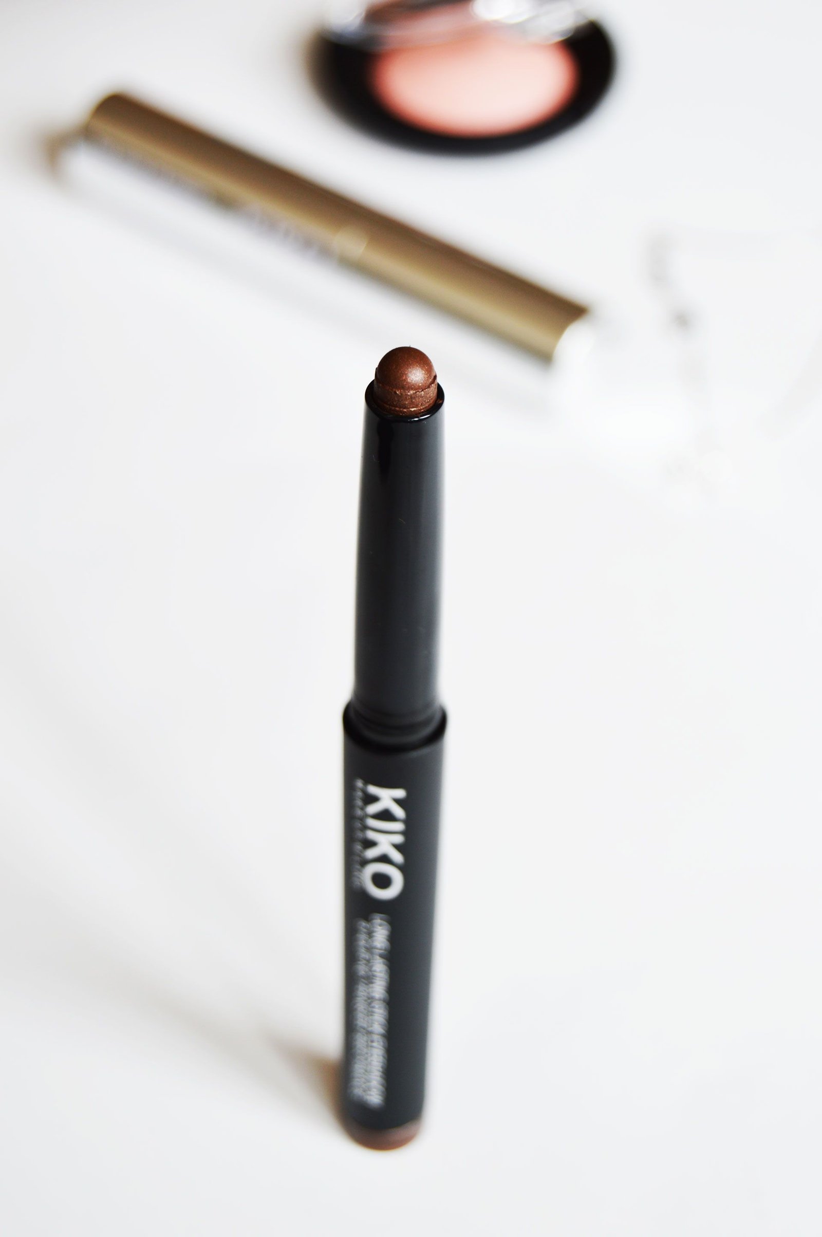 Kiko Long Lasting Eyeshadow in 04 Golden Chocolate Review