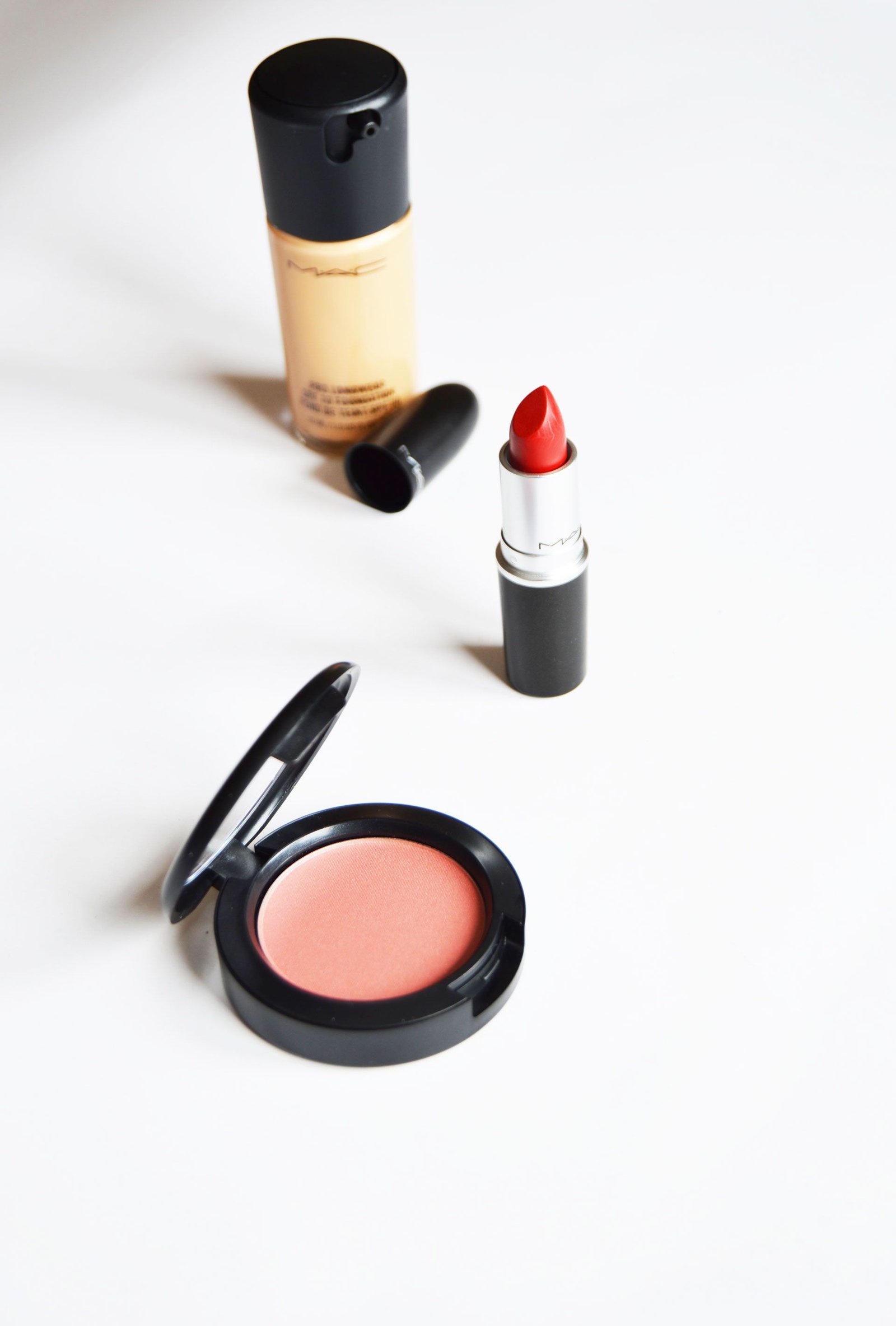 Mac Haul with Mac Retro Matte Lipstick in Ruby Woo, MAC Sheertone Shimmer Blush in Peachykeen and MAC Pro Longwear foundation