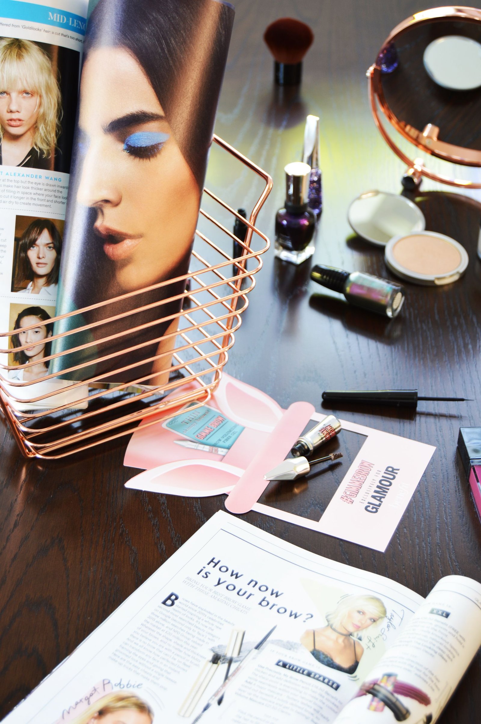 10 Hottest beauty trends in 2016 might not be everyone's cup of tea but there are some that actually make hit this year. Bold brows and colourful makeup is definitely one of them.