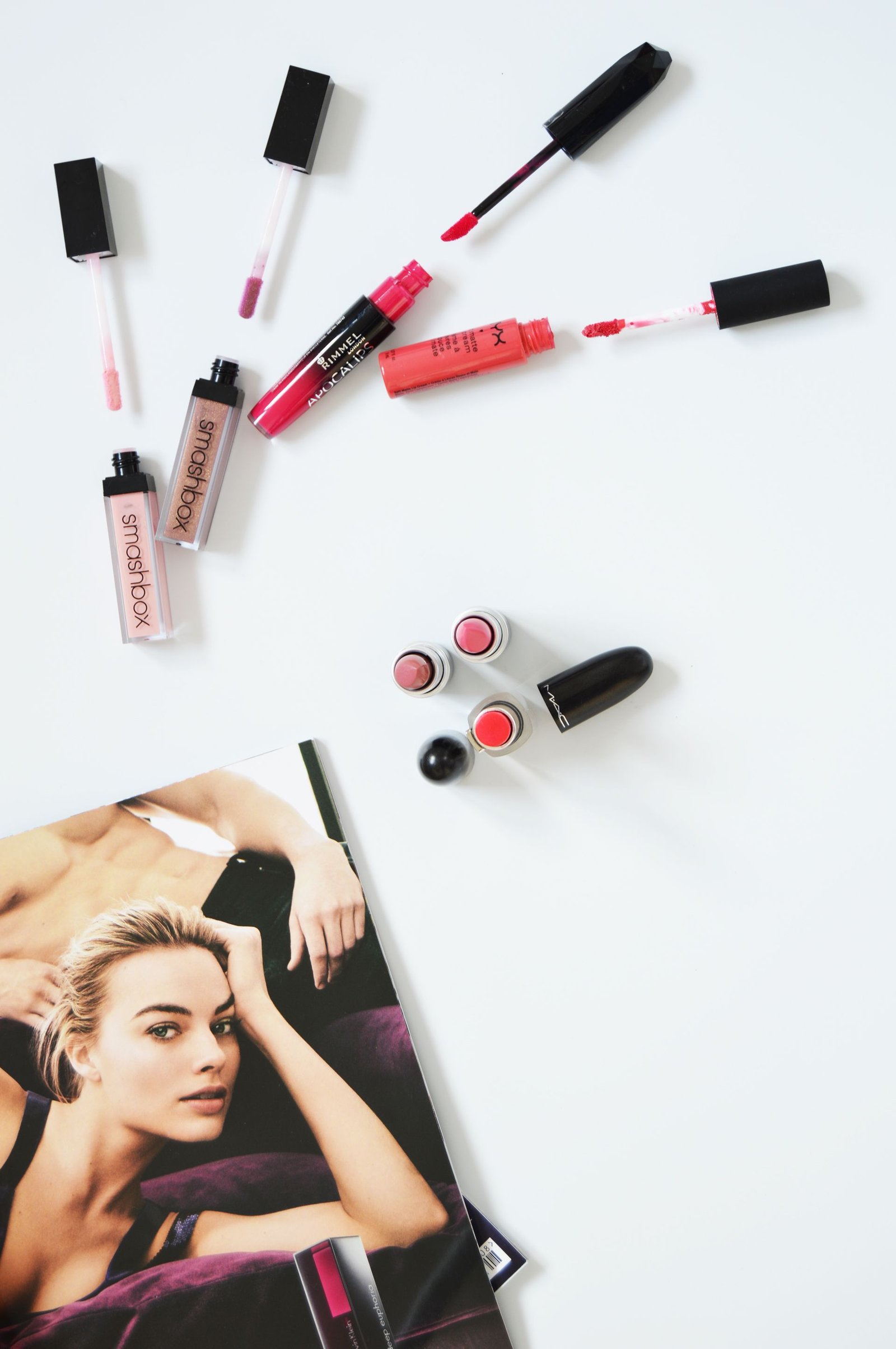 Summer lipstick colours are everywhere, there's something for everyone. Pinks, fuchsias or even nudes, you can find your perfect summer lipstick colour.