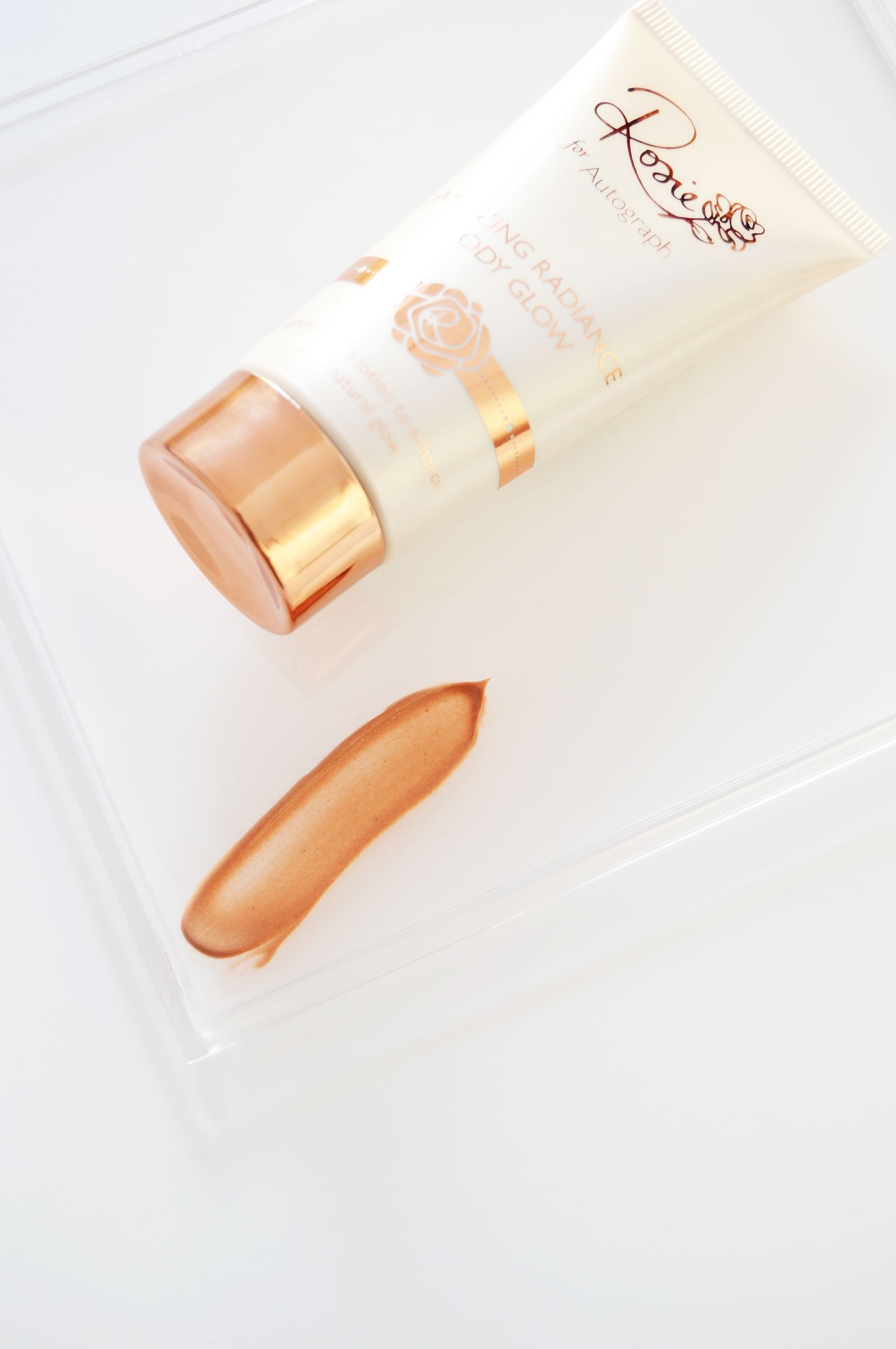 Rosie for Autograph Amazing Radiance Body Glow Review and swatch - M&S Advent Calendar