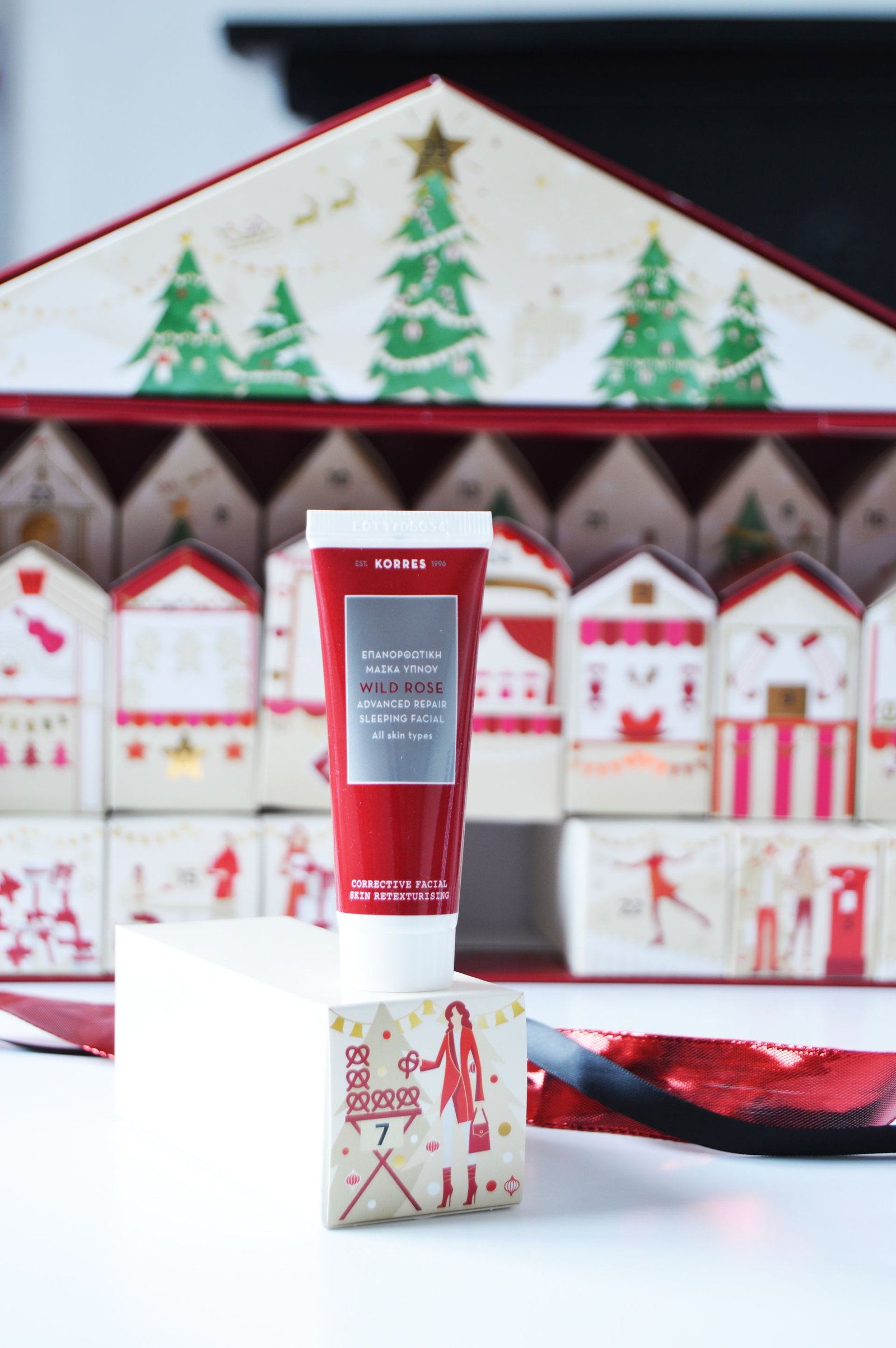 Korres Wild Rose Advanced Repair Sleeping Facial is a sleeping mask and 95% of its content is natural. M&S Advent Calendar | Korres Wild Rose Advanced Repair Sleeping Facial review