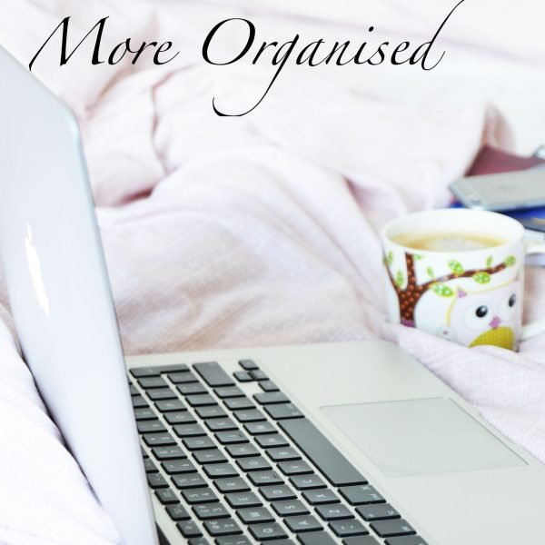 Being organised might not seem easy however with a few changes, life can get so easy. Being more organised is in your hands, how to to be more organised to get rid of the daily stress?