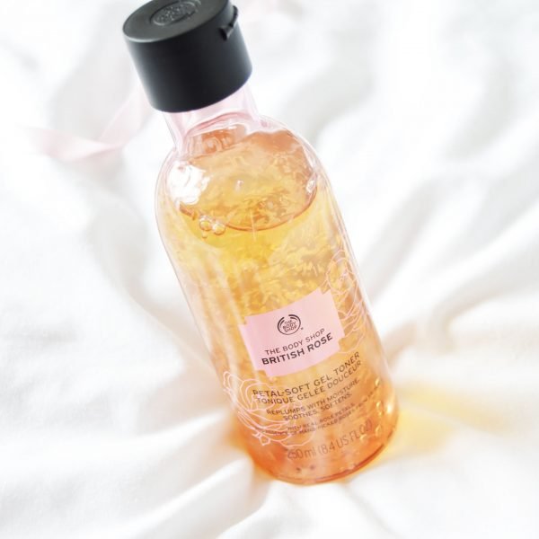 The Body Shop British Rose Petal Soft Gel Toner is gentle and makes the skin softer and smoother.